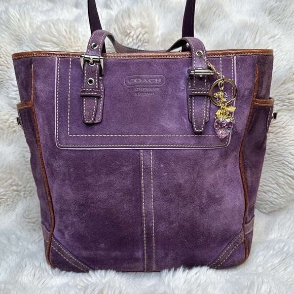 COACH PURPLE SUEDE BAG - Picture 2 of 16